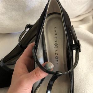Karen Scott Shoes - Karen Scott Black peep toe pumps! Karen Scott Shoes - Karen Scott Black peep toe pumps!